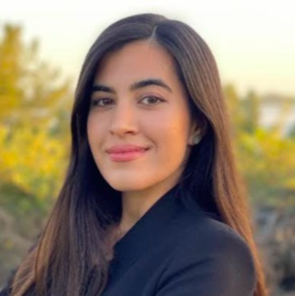 Meet your Posher, Sahar